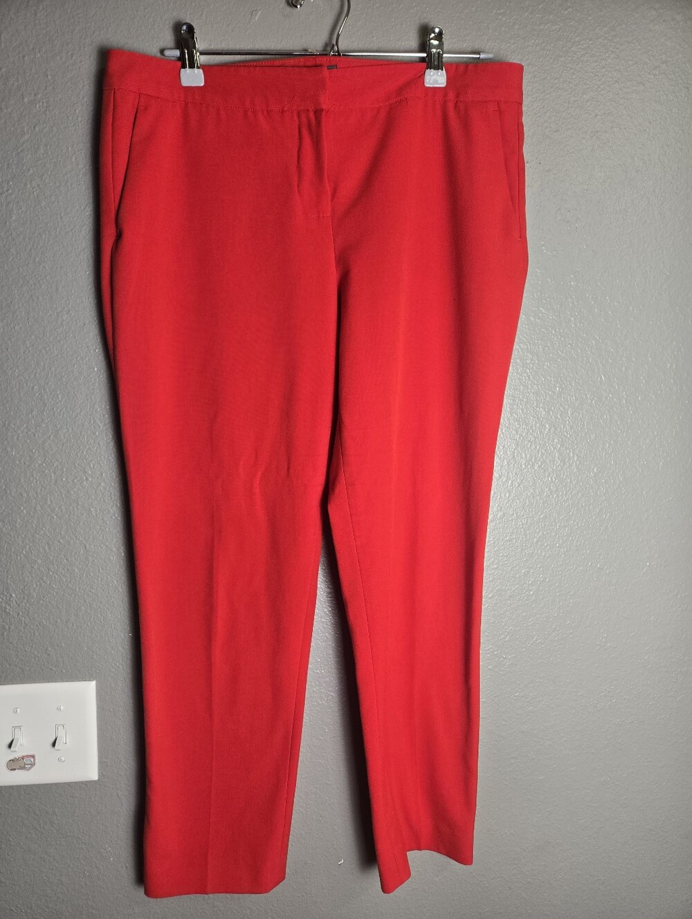 Vince Camuto Red Cropped Ankle Pants Size 10P